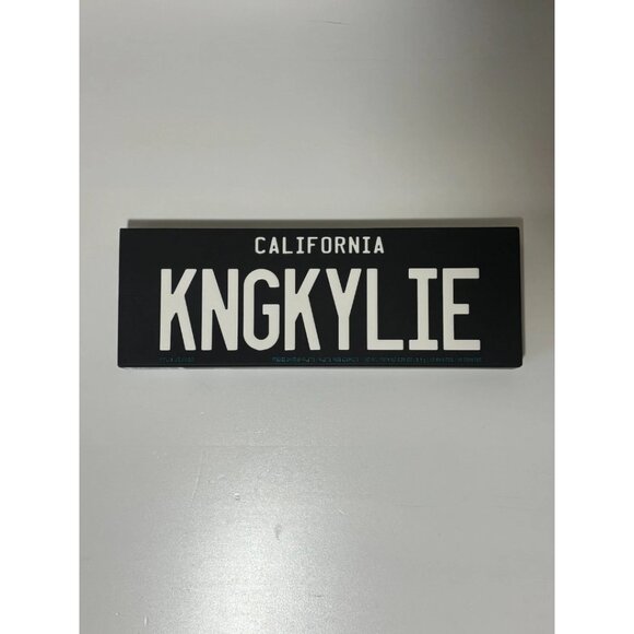 Kylie Cosmetics by Kylie Jenner Collection 10 Shade Multicolor Eyeshadow Palette - Picture 8 of 9